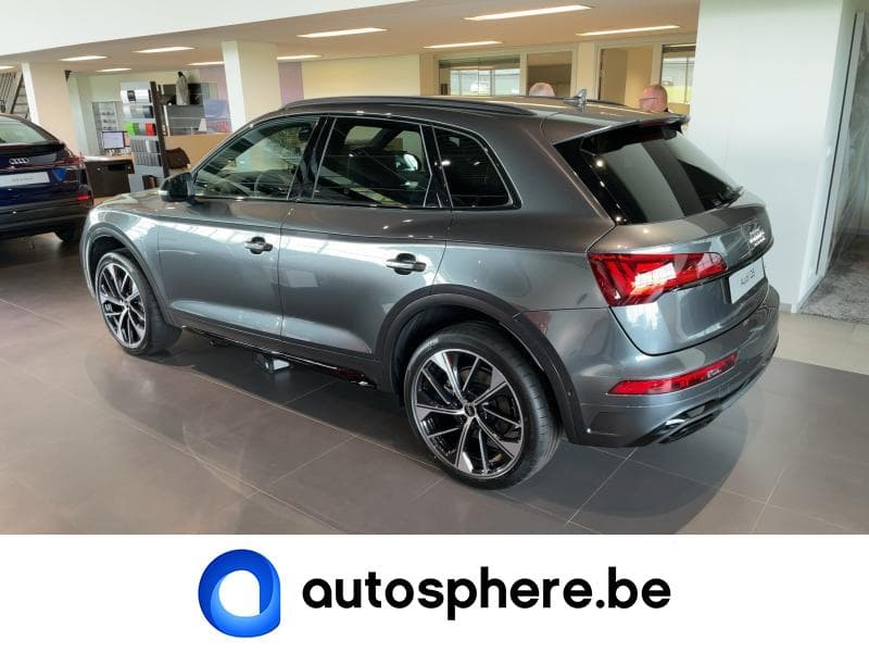 Audi Q5 S-Line - 4