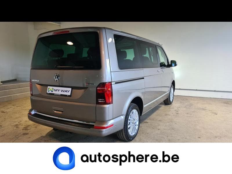 Volkswagen T6.1 Multivan 2.0 TDI 204 cv DSG Highline 4Motion - 12