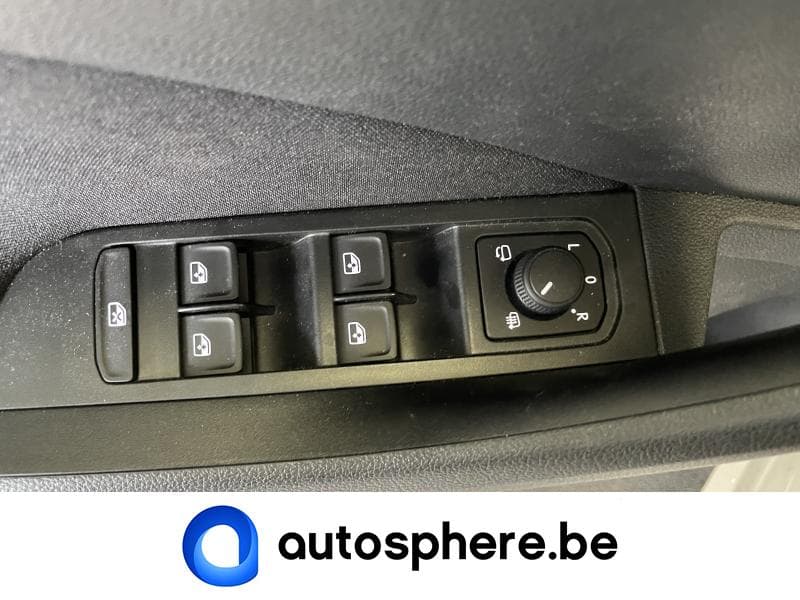 Skoda Kamiq Clever-1.0Essence-Camera-GPS-Carplay - 9