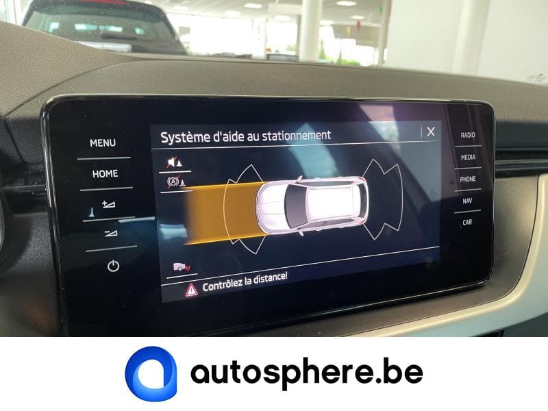 Skoda Kamiq Clever-1.0Essence-Camera-GPS-Carplay - 21