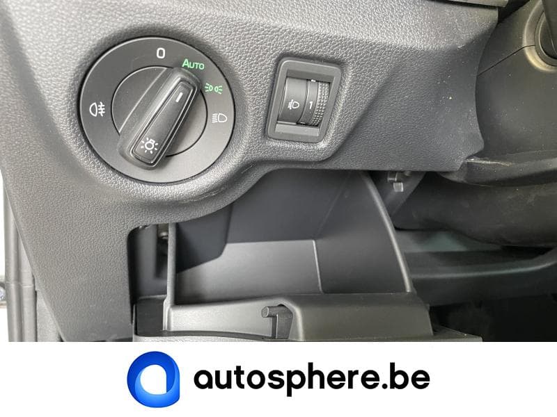 Skoda Kamiq Clever-1.0Essence-Camera-GPS-Carplay - 10