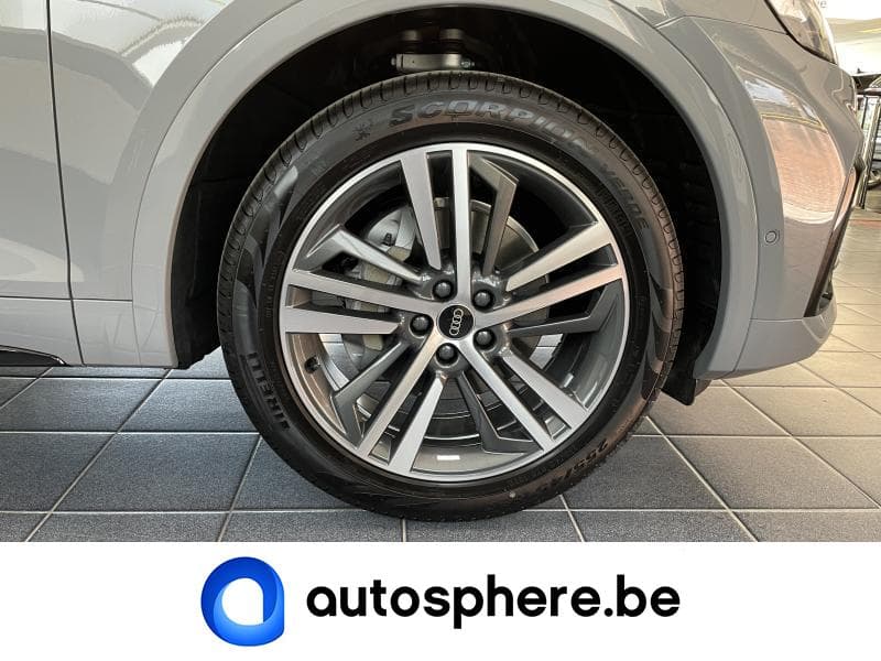Audi Q5 Sportback - 37