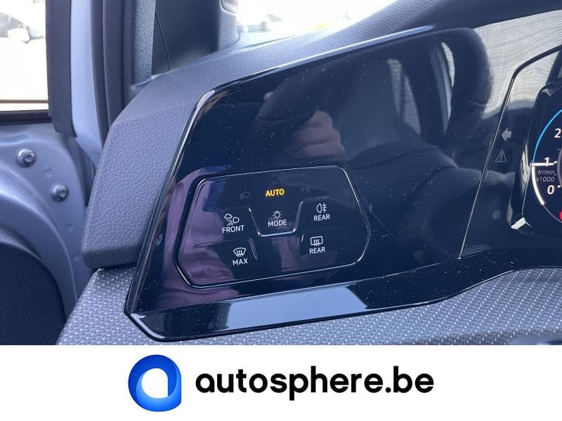 Volkswagen Golf R-Line-GPS-Caméra-ACC-LED-+++ - 22