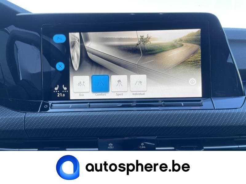 Volkswagen Golf R-Line-GPS-Caméra-ACC-LED-+++ - 30