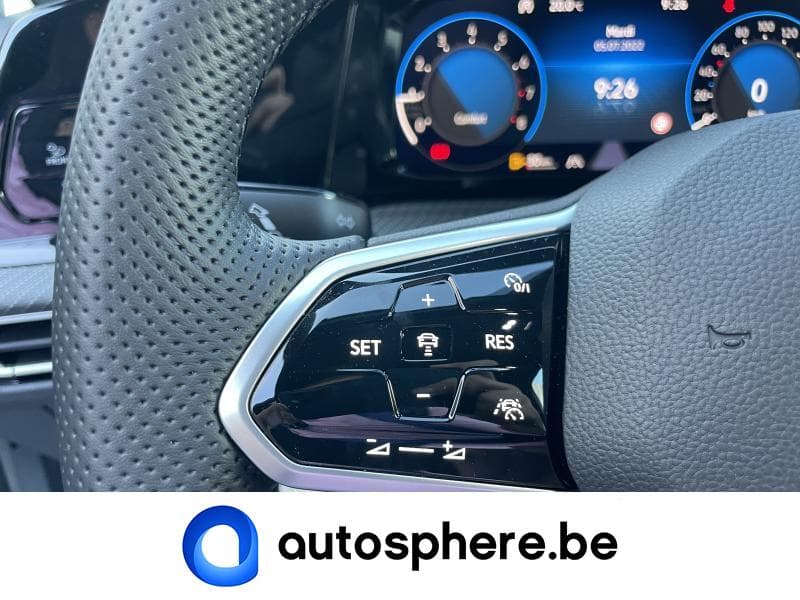 Volkswagen Golf R-Line-GPS-Caméra-ACC-LED-+++ - 23