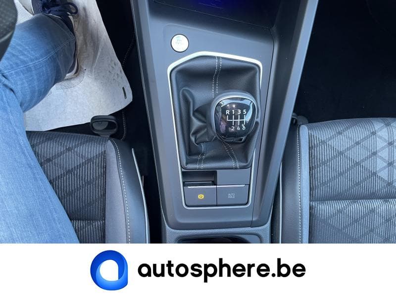 Volkswagen Golf R-Line-GPS-Caméra-ACC-LED-+++ - 33