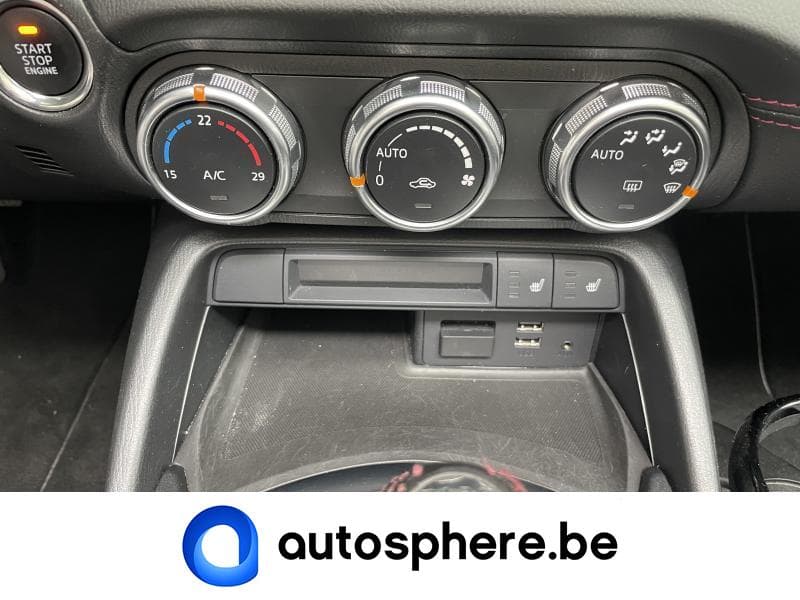 Mazda MX-5 Cabriolet Skyactive 1.5i 132cv - 4 Pneus neufs - 26