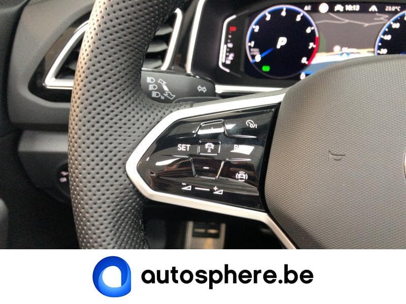 Volkswagen T-Roc R-line Business Premium - 23