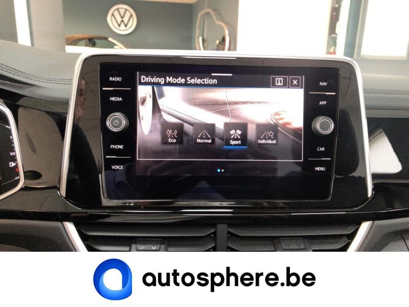 Volkswagen T-Roc R-line Business Premium - 31