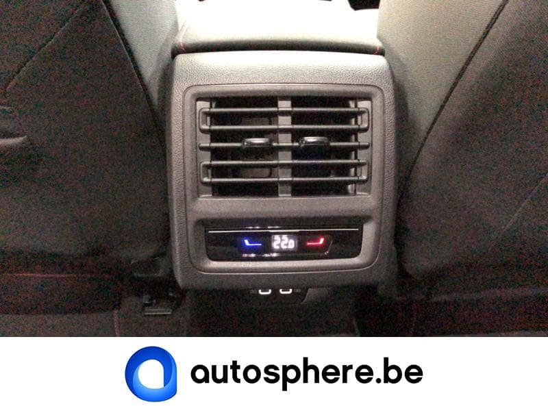 Volkswagen Golf GTI 245cv - 21