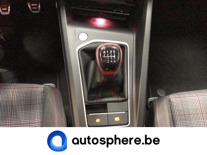 Volkswagen Golf GTI 245cv - 45