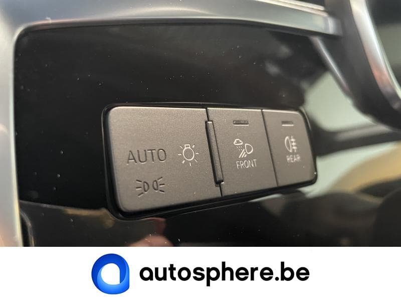 Audi Q3 S-Line - 13
