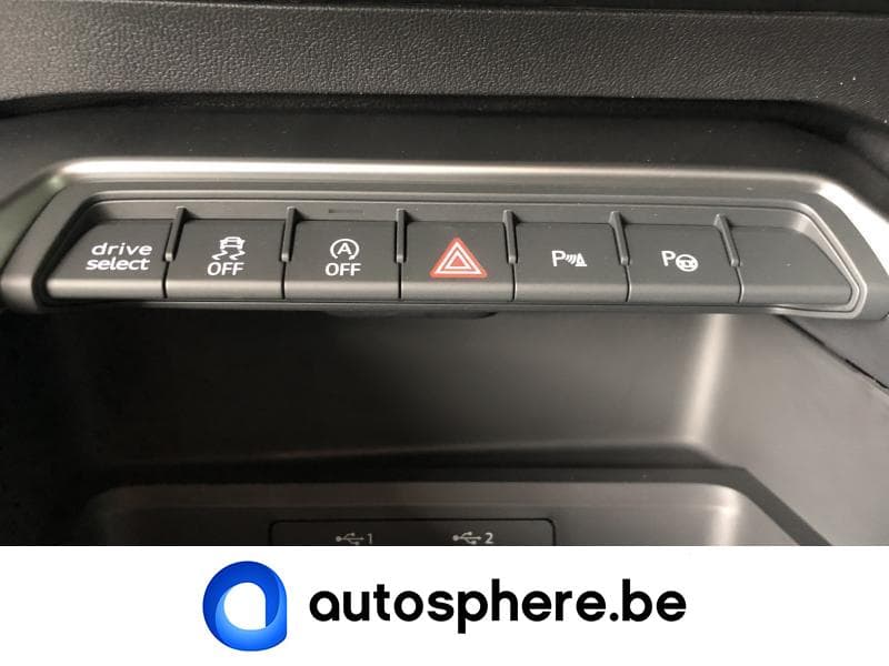 Audi A3 Attraction - 12