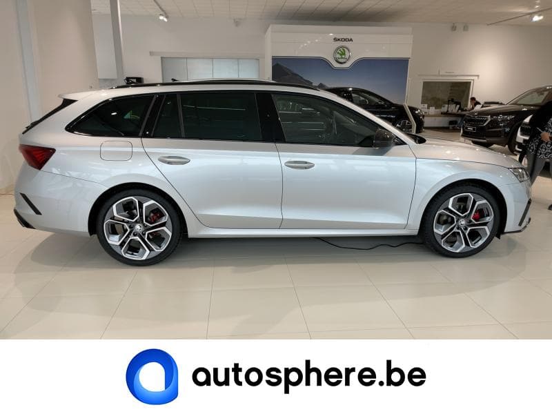 Skoda Octavia IV RS - 5