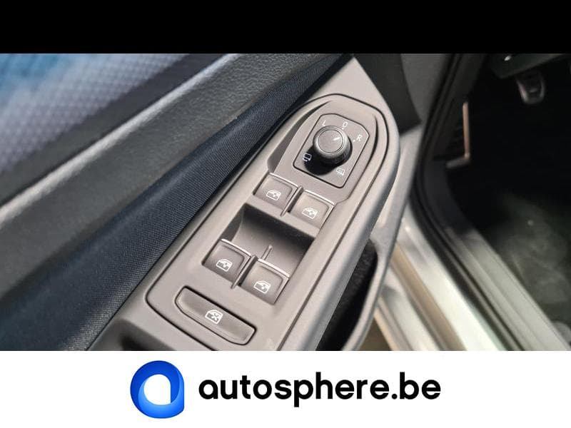 Volkswagen Golf Active*gps*pharesled*sideassist*caméra - 15
