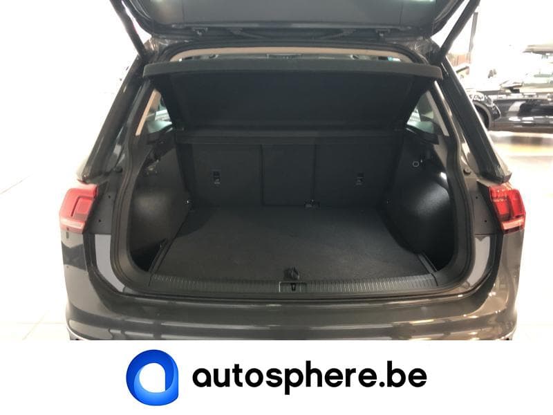 Volkswagen Tiguan Life Business - 16