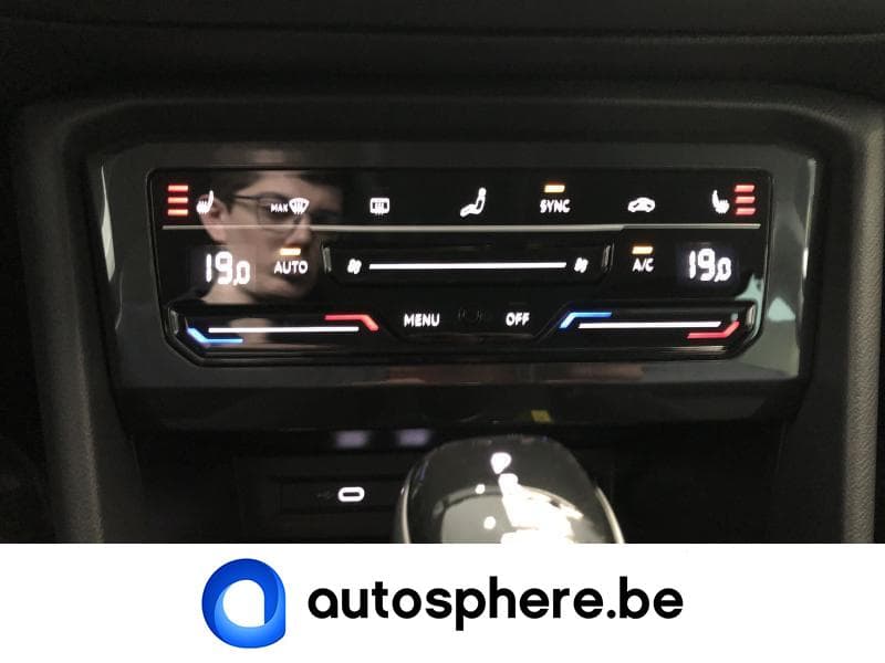 Volkswagen Tiguan Life Business - 24