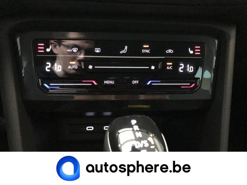 Volkswagen Tiguan Life Business - 24