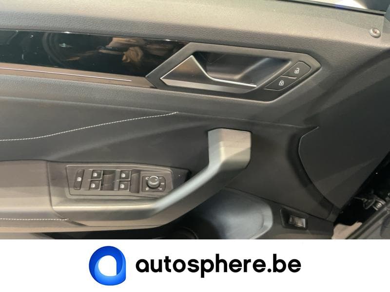 Volkswagen T-Roc R-LINE BUSINESS - 7