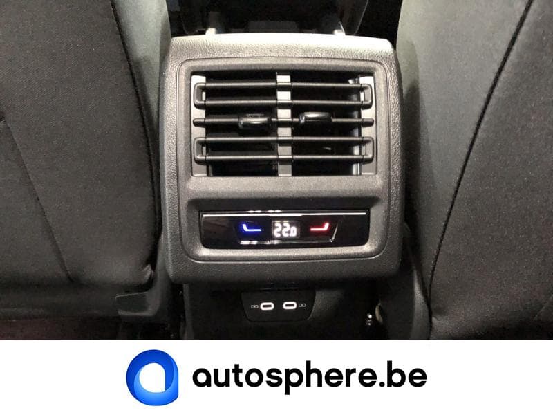 Volkswagen Golf VIII Variant Life - 26