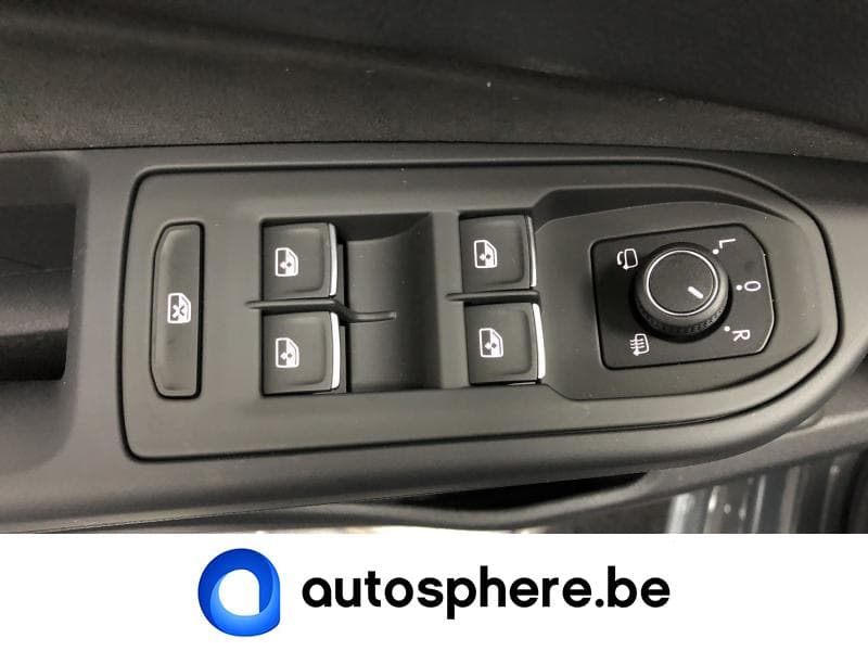 Volkswagen Golf VIII Variant Life - 39