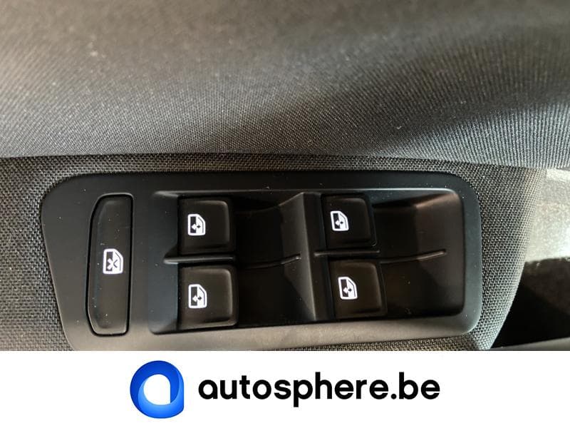Volkswagen Golf 1.6 TDI  Trendline GPS - ACC - 5 portes - 18