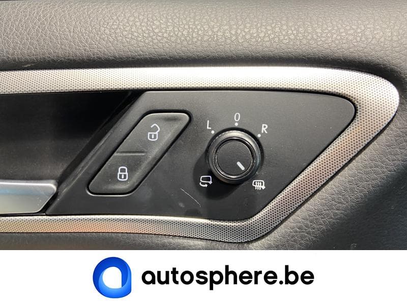 Volkswagen Golf 1.6 TDI  Trendline GPS - ACC - 5 portes - 19