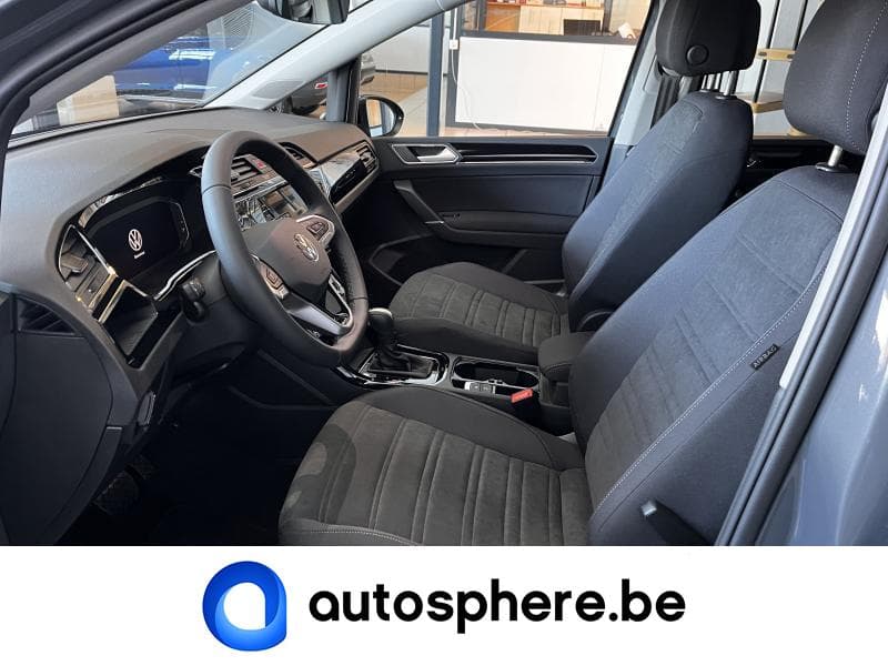 Volkswagen Touran III Highline - 12