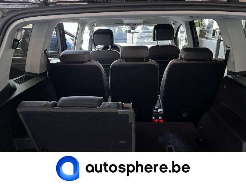 Volkswagen Touran III Highline - 14