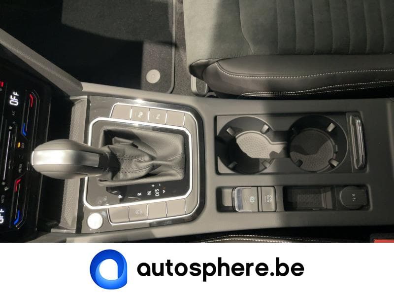 Volkswagen Passat Elegance - 19