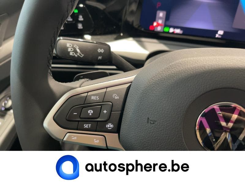 Volkswagen Golf VIII Life - 15