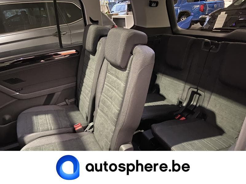 Volkswagen Touran Highline Business Premium 7 places - 10