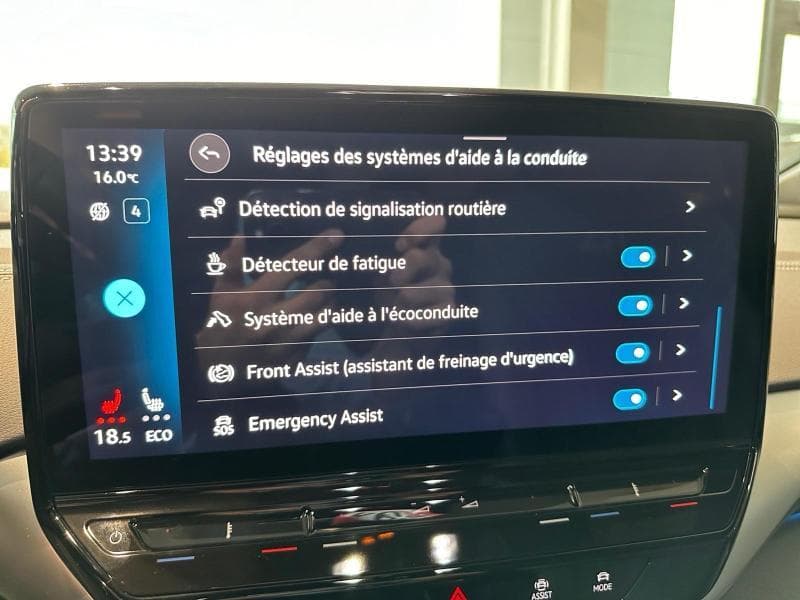 Volkswagen ID.5 Pro Performance*Attelage*Pompe à Chaleur*Full - 24