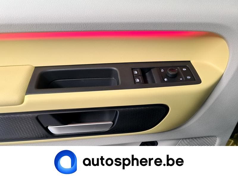 Volkswagen ID.Buzz Pro - GPS,APP,clim,caméra,attache - tvac - 20