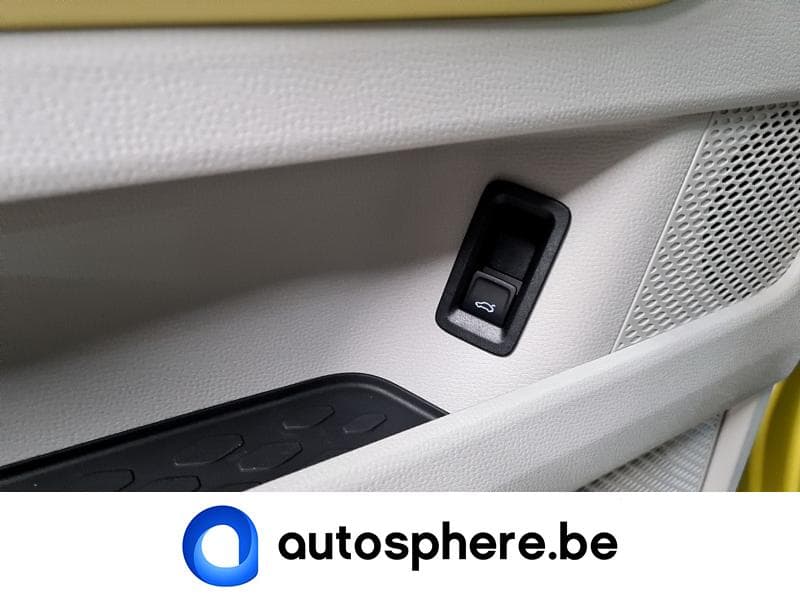 Volkswagen ID.Buzz Pro - GPS,APP,clim,caméra,attache - tvac - 21