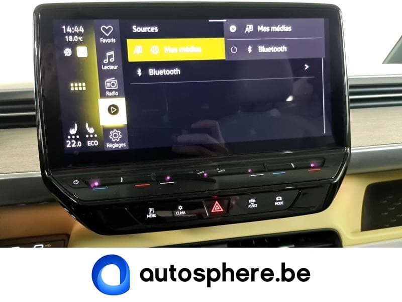 Volkswagen ID.Buzz Pro - GPS,APP,clim,caméra,attache - tvac - 34