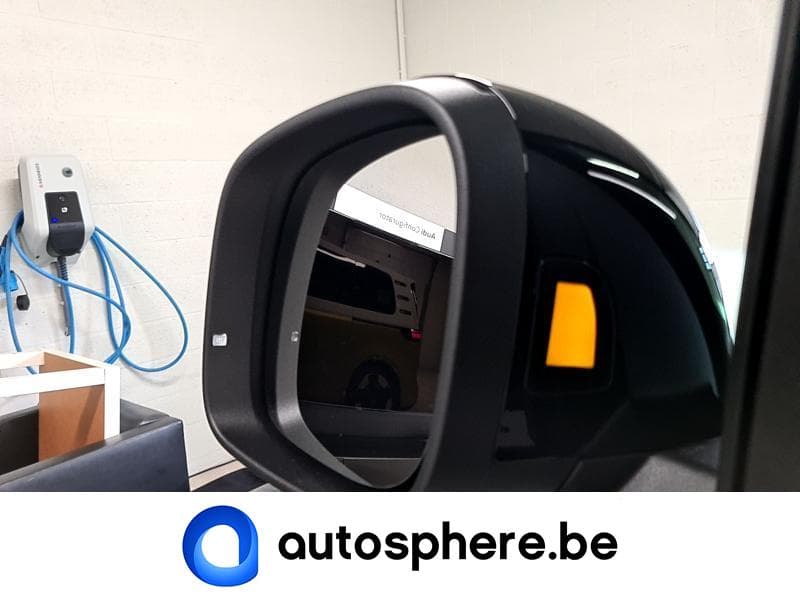 Volkswagen ID.Buzz Pro - GPS,APP,clim,caméra,attache - tvac - 49