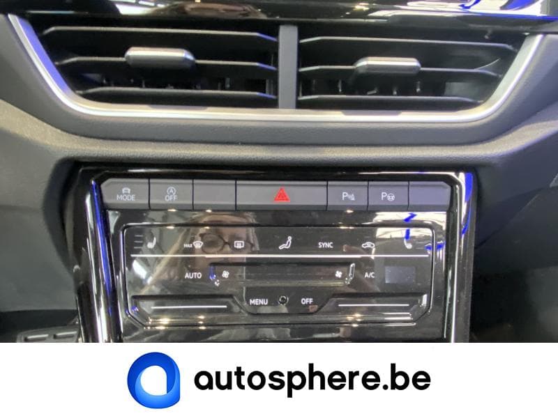 Volkswagen T-Roc R-line - 8