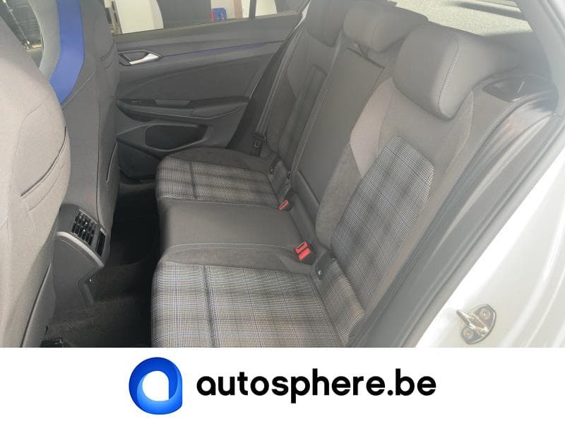 Volkswagen Golf VIII GTE - 20