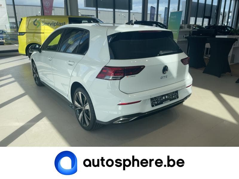 Volkswagen Golf VIII GTE - 9