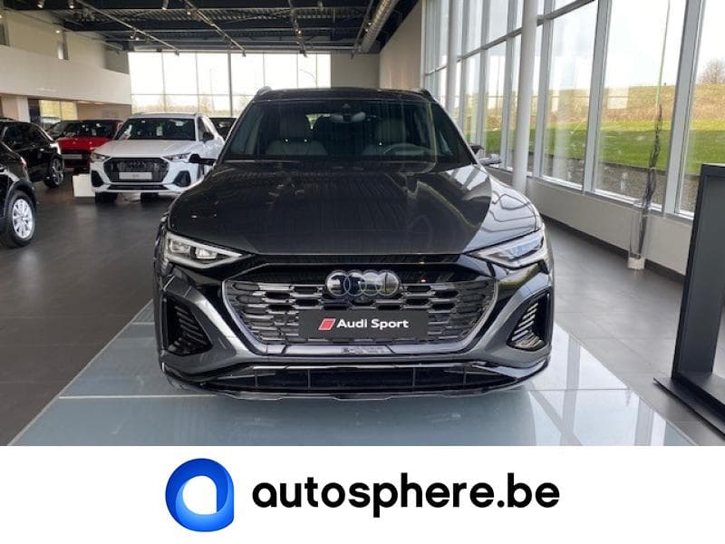 Audi Q8 Sportback 55 e-tron - 4