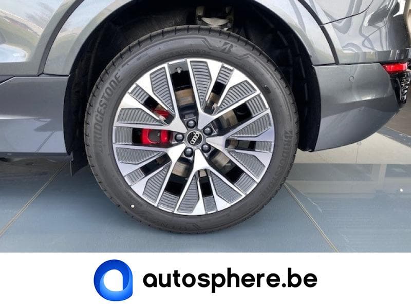 Audi Q8 Sportback 55 e-tron - 7
