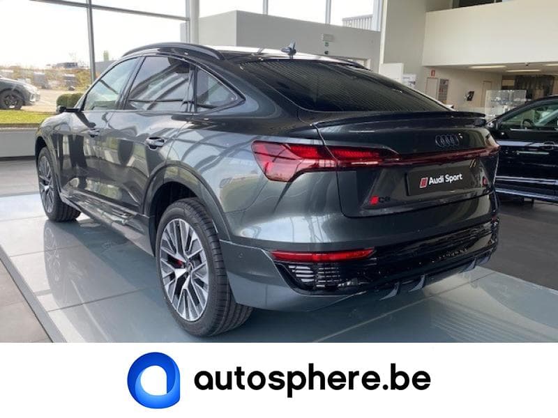 Audi Q8 Sportback 55 e-tron - 8