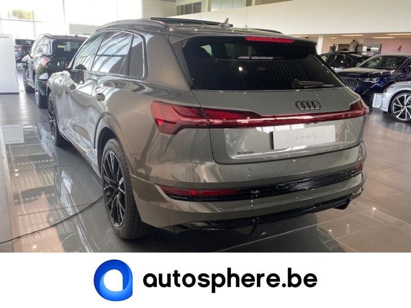 Audi e-tron s-line - 9