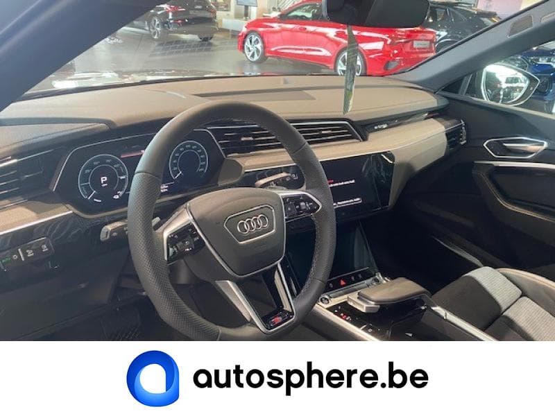 Audi e-tron s-line - 16