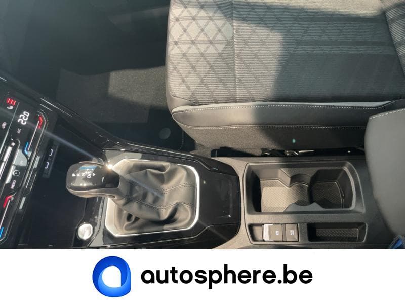 Volkswagen T-Roc R-Line Business - 30