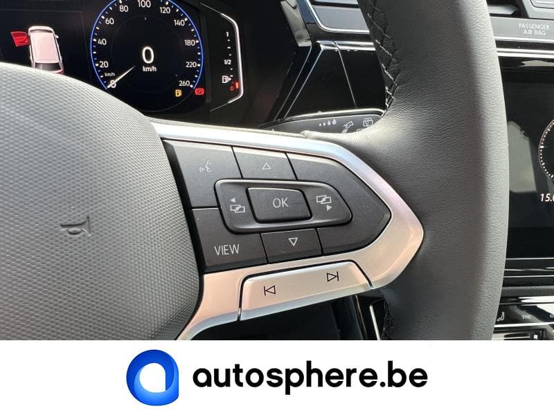 Volkswagen Touran Highline-GPS-Caméra-SideAssist-+++ - 37