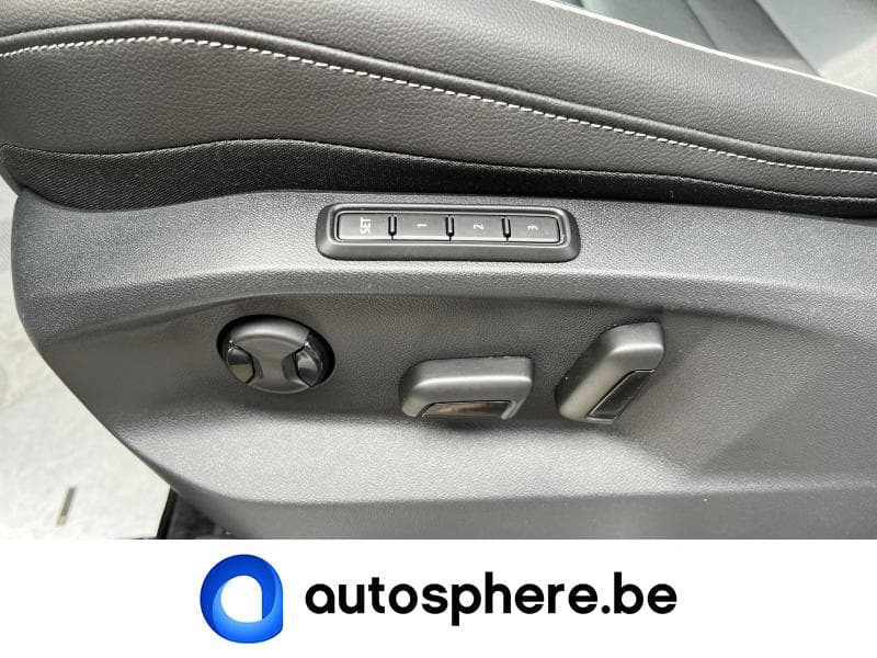 Volkswagen Tiguan R-Line-FULL-CUIR-DSG-GPS-DCC-+++ - 28