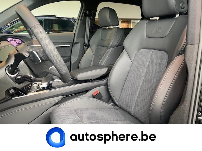 Audi Q8 55 e-tron - 15
