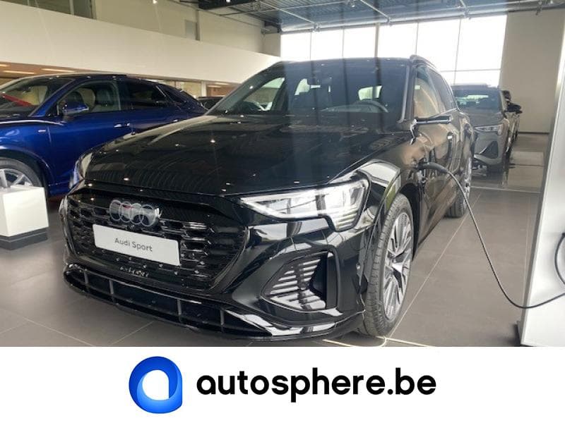 Audi Q8 55 e-tron - 1